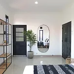 Nice Place To Stay - Cozy Living