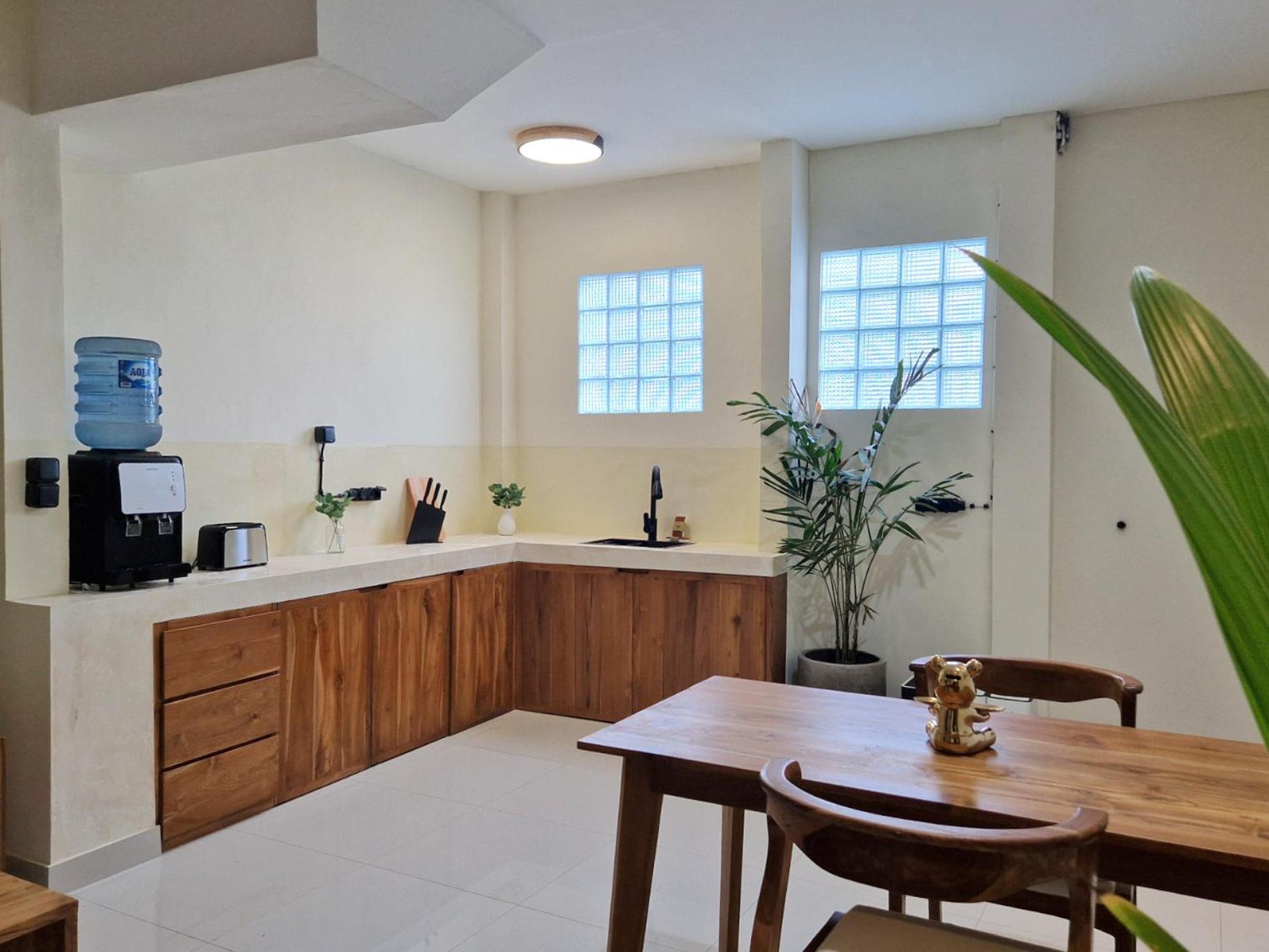 Place To - Cozy Living Aparthotel *